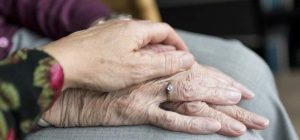 Todo sobre la seguridad social de una empleada de hogar o cuidador